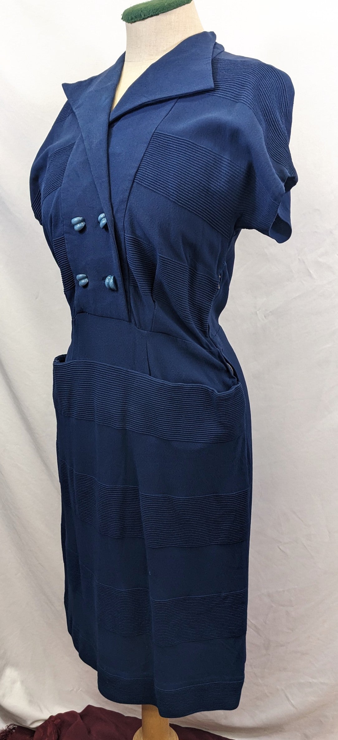 Early 1950s Wiggle Dress
