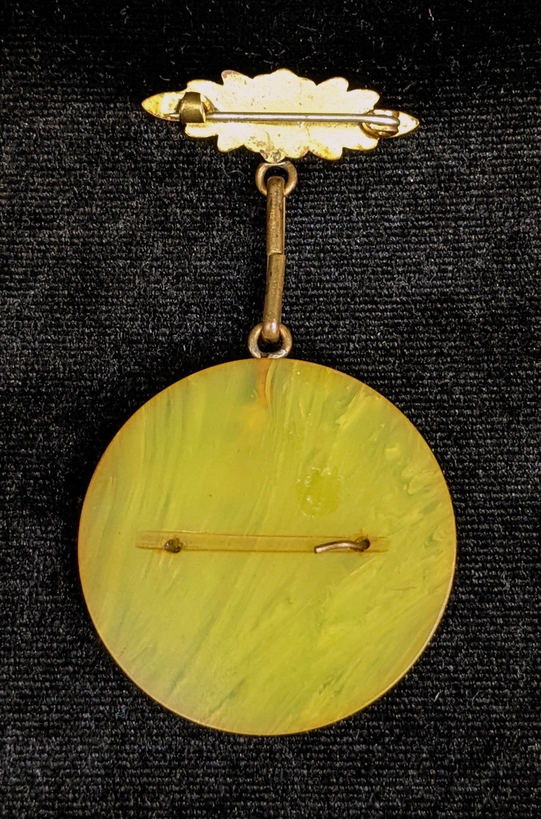 1930s Bakelite & Enamel Brooch