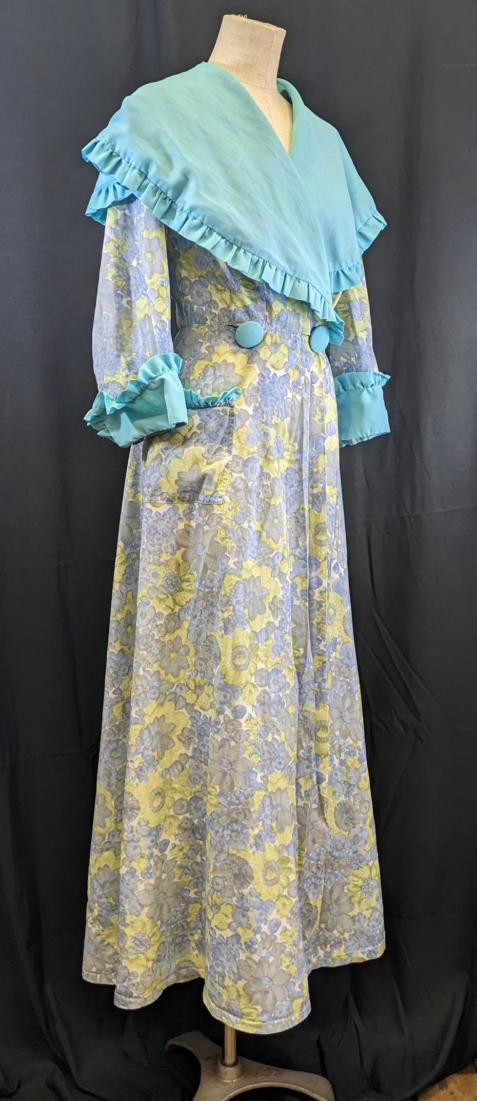 1950s House Coat